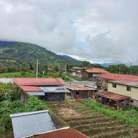 Hostal La Casa De Rodrigo Baeza Bagian luar foto