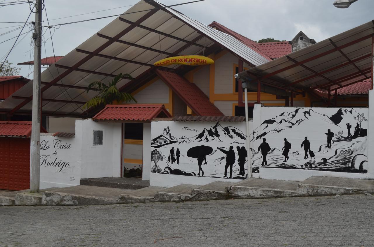 Hostal La Casa De Rodrigo Baeza Ruang foto