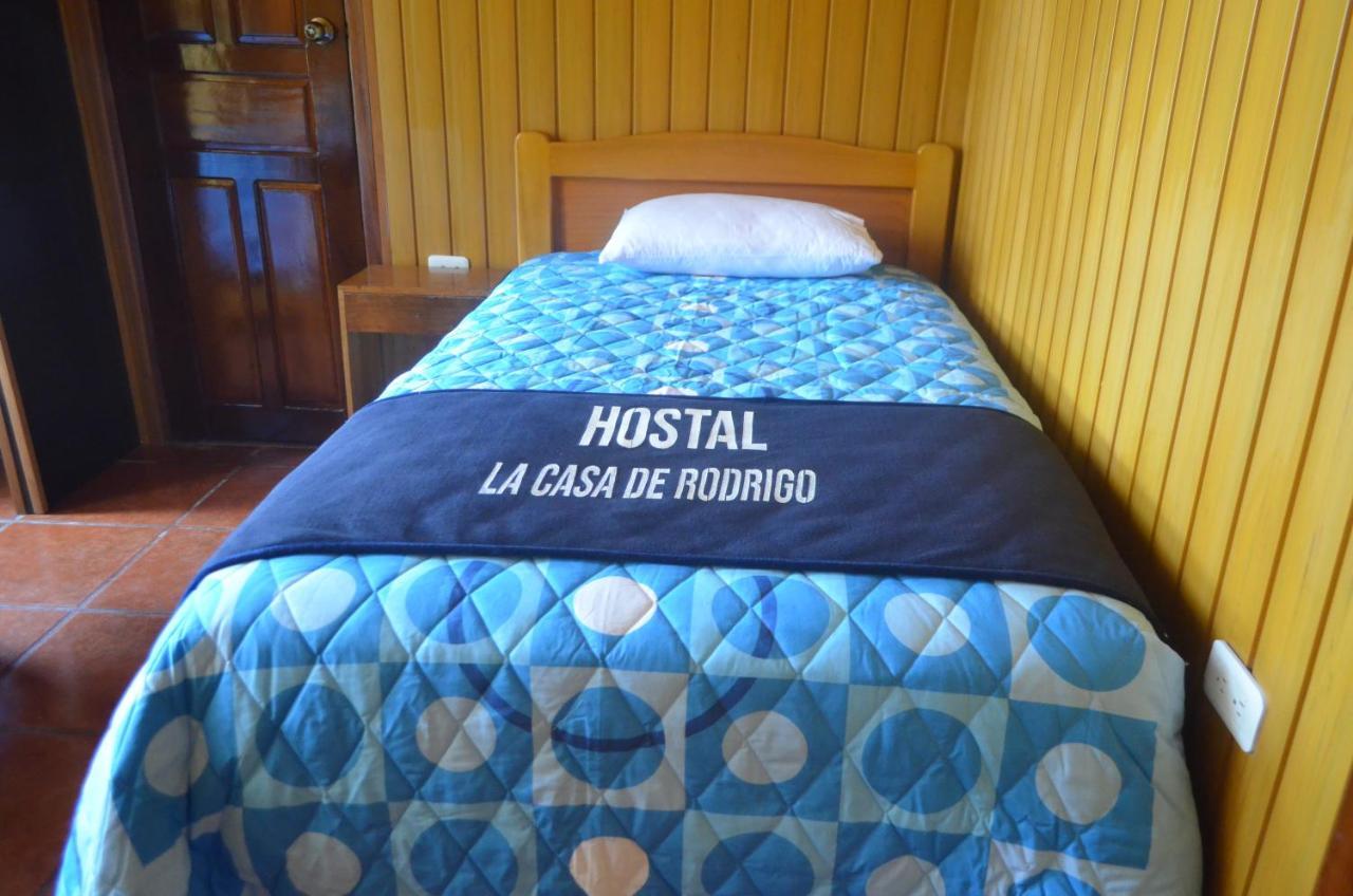 Hostal La Casa De Rodrigo Baeza Bagian luar foto
