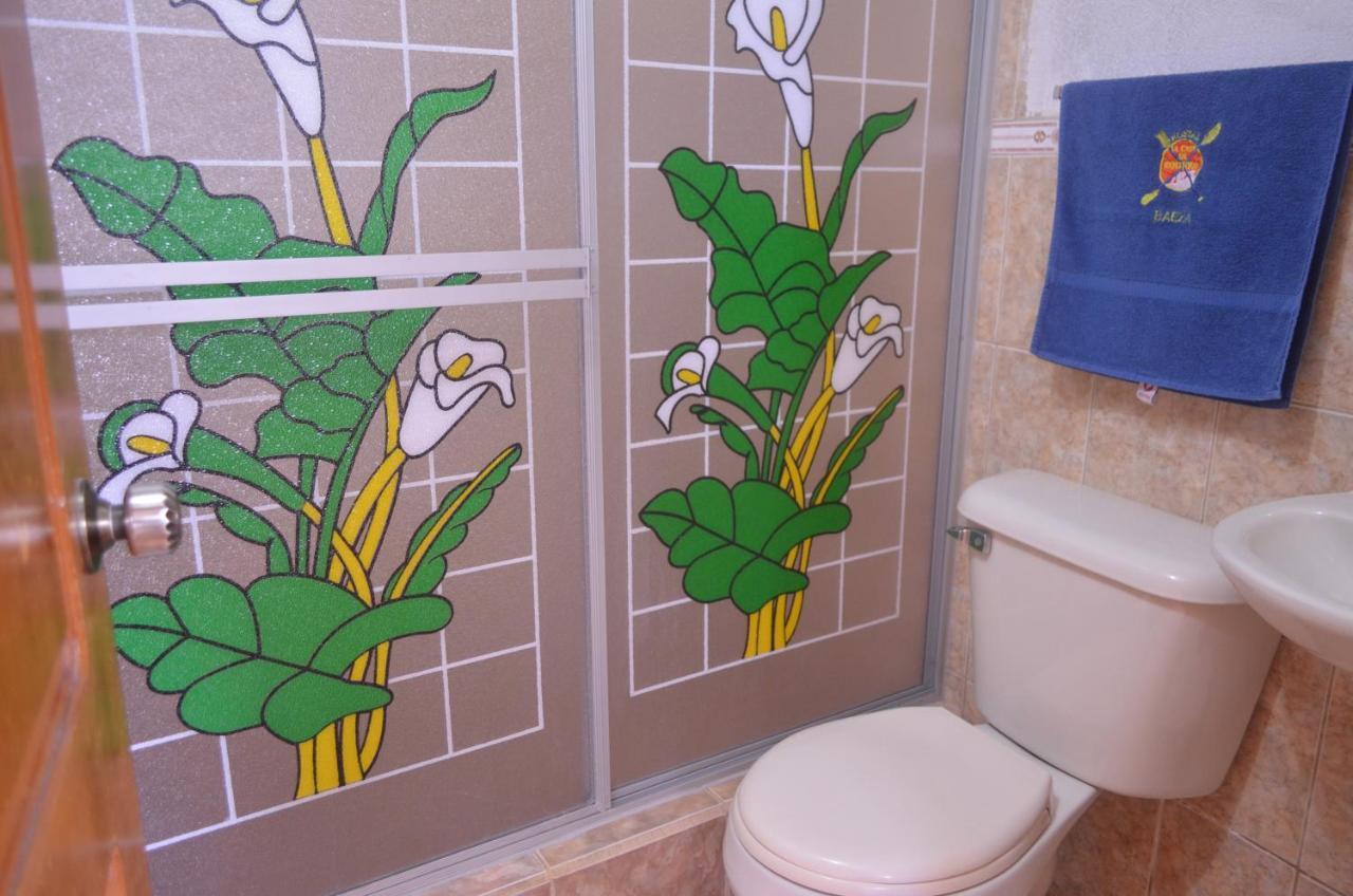 Hostal La Casa De Rodrigo Baeza Bagian luar foto